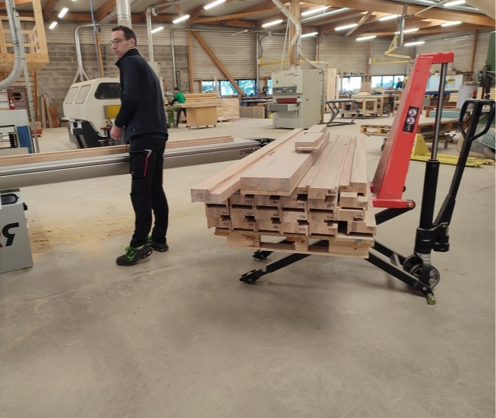 TRANSPALETTE HAUTE LEVÉ MANUEL     