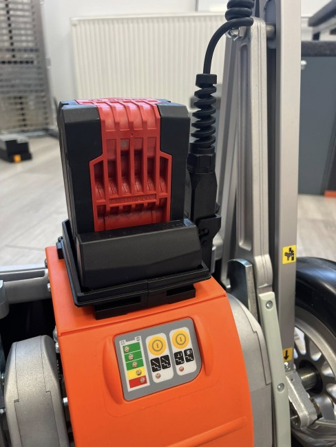DIABLE CargoMaster CC200 Li-Ion POUR SOLIER MOQUETTISTE