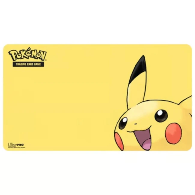 Pokémon Ultra Pro - Tapis de jeu / Playmat Pikachu Tapis de jeu Pokémon Pikachu Ultra PRO sur fond jaune.