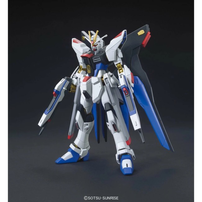 HG 1/144 ZGMF-X20A Strike Freedom Gundam - Model Kit Bandai