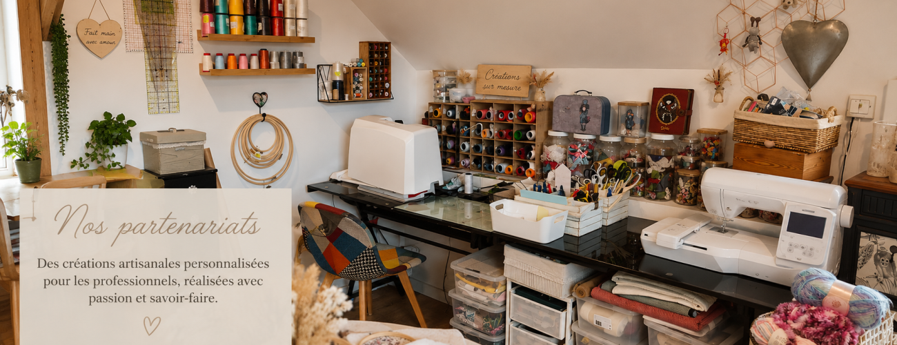 Atelier Bouille de Laine avec créations artisanales et broderie sur mesure pour professionnels