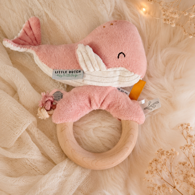 Hochet baleine rose Little Dutch bébé Hochet baleine rose Little Dutch de seconde main avec anneau en bois naturel pour bébé