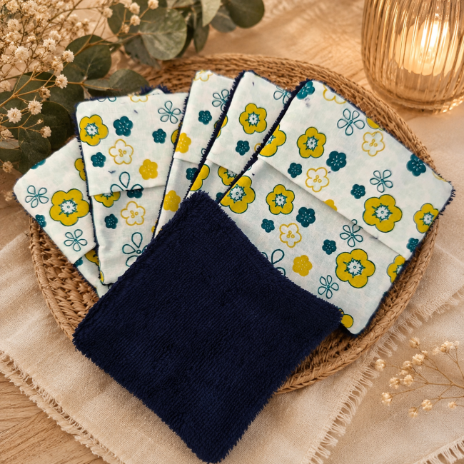 Lot de lingettes démaquillantes lavables en coton fleuri et éponge marine réutilisables