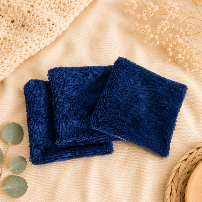 Lingettes démaquillantes lavables en fibre de bambou bleu douce et absorbante