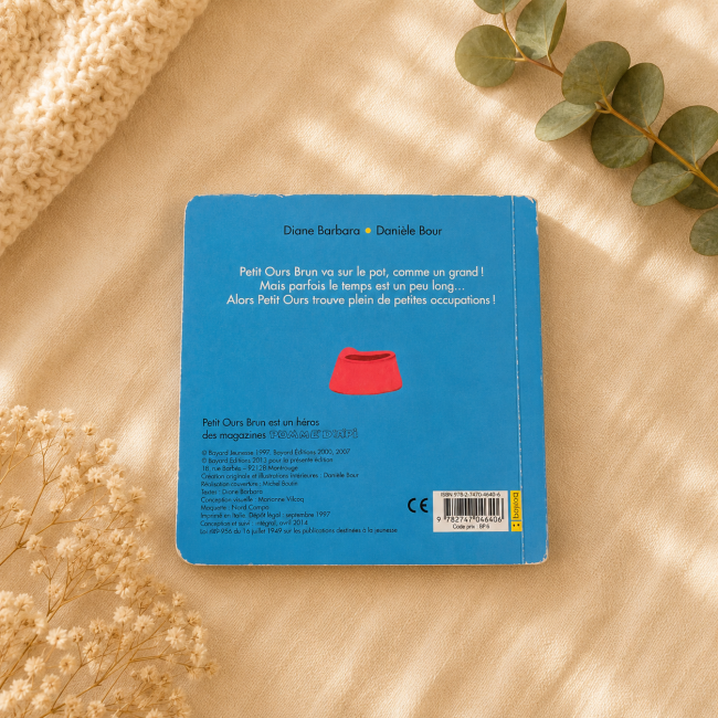 Dernière page du livre Petit Ours Brun sur le pot dans une ambiance cocooning