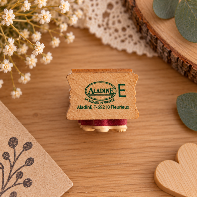 Tampon bois Aladine – modèle neuf de seconde main Tampon en bois Aladine neuf de seconde main
