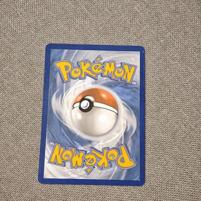 Dos de carte Pokémon officielle – design Pokéball – collection seconde main
