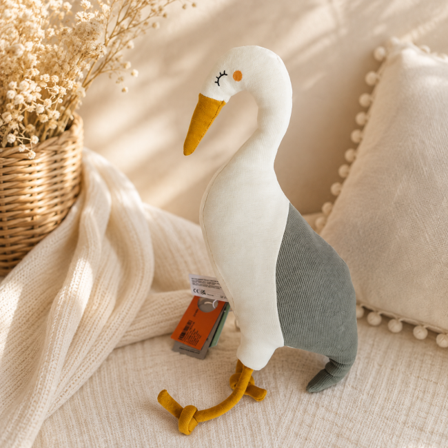Cygne Trixie en tissu avec aile gris vert et pattes moutarde