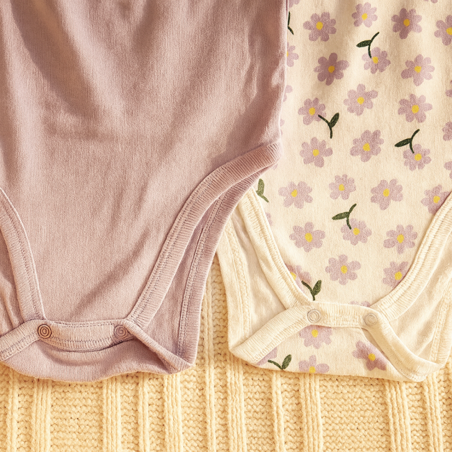 Body bébé fille 12M – message doux Détail du body rose LOVE for my family