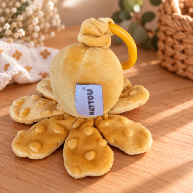 Étiquette Doudou et Compagnie sur jouet pieuvre