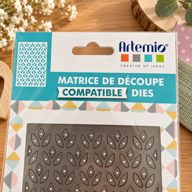 Détail de la matrice Artemio avec motif de feuilles répétée