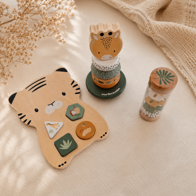 Lot jouets bois Vertbaudet bébé : Lot de jouets en bois Vertbaudet bébé seconde main style Montessori
