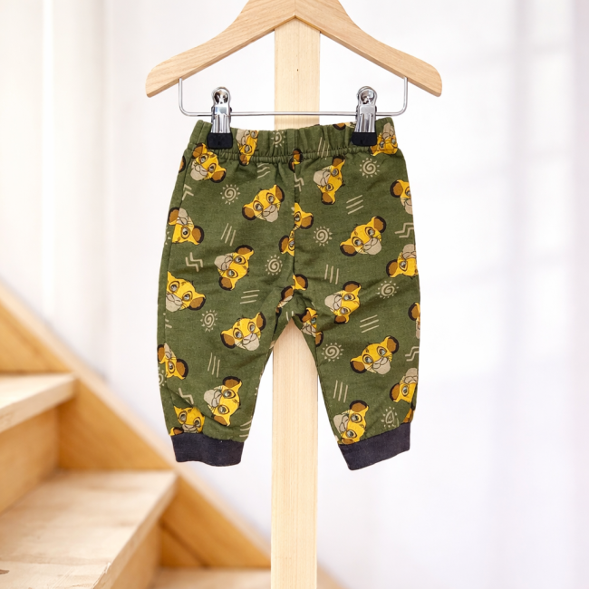 Pantalon bébé Disney Le Roi Lion vert kaki à taille élastique – seconde main
