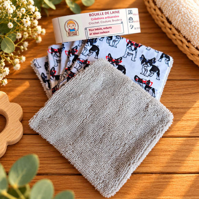 6 lingettes lavables artisanales en bambou avec motif bouledogues