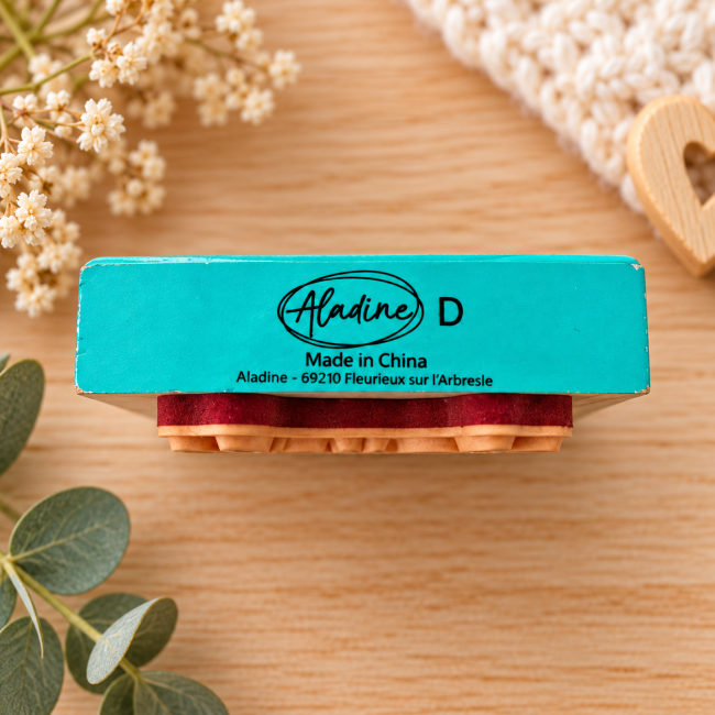 Tampon Aladine en bois avec logo et marquage de la marque