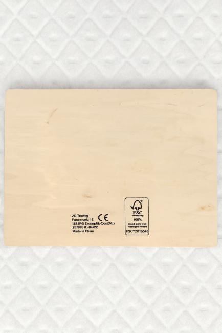 Dos du puzzle en bois avec logos CE et FSC, informations fabricant et certification forêt bien gérée