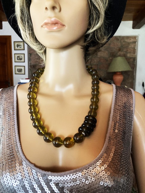 Ambre vert clair superbe collier long 62 cm grosses perles de 18mm, perles donuts de 22mm Bijou femme, Ambre Bijoux marie c