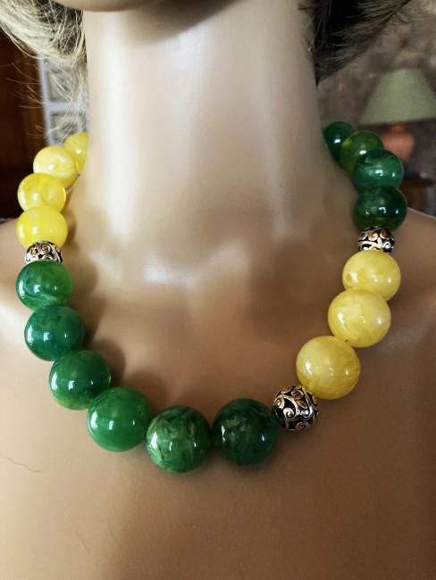 Bijou ambre, collier femme, bijoux gemme, collier ambre, ambre véritable, collier grosse perle en ambre, collier ambre jaune clair et vert
