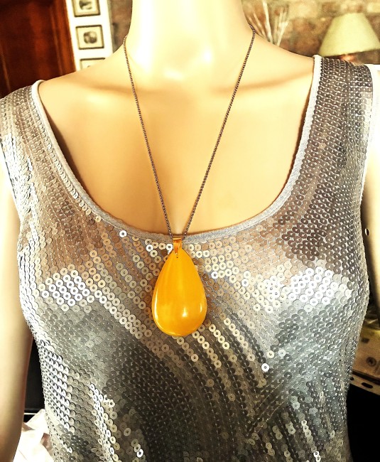 Ambre jaune pendentif en forme de poire 6mm sur 3,5mm collier chaîne doré 60 cm en acier inoxydable bijou femme homme