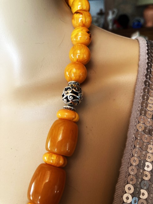 Ambre miel superbe collier/sautoir 63 cm très grosses perles bijou femme. Collier ambre, collier femme, bracelet ambre, boucles oreilles, Ambre bijoux marie c