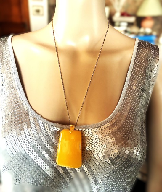 Ambre jaune pendentif rectangulaire 6mm sur 4mm collier chaîne 60 cm en acier inoxydable doré bijou femme homme, collier ambre, bracelet ambre, boucles oreilles ambre, ambre véritable, ambre bijoux marie c