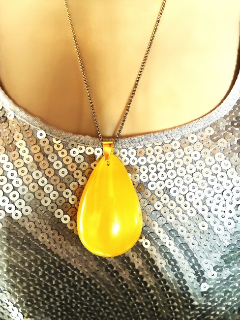 Ambre jaune pendentif en forme de poire 6mm sur 3,5mm collier chaîne doré 60 cm en acier inoxydable bijou femme homme