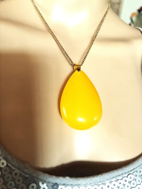 Ambre jaune pendentif en forme de poire 6mm sur 3,5mm collier chaîne doré 60 cm en acier inoxydable bijou femme homme
