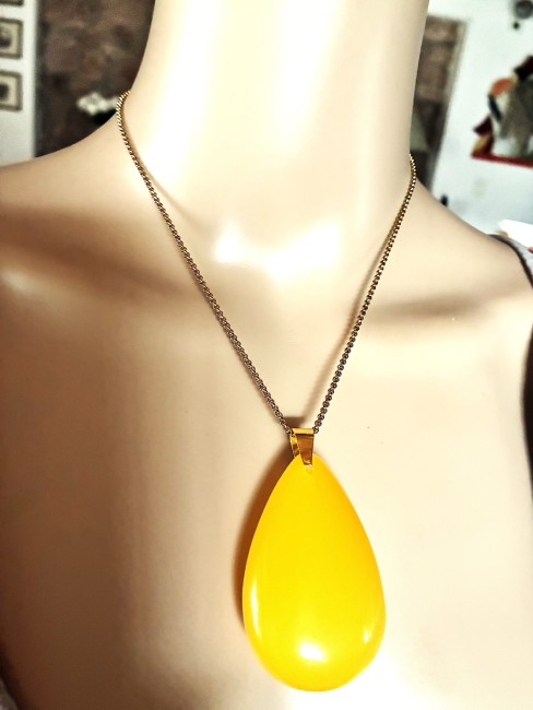 Ambre jaune pendentif en forme de poire 6mm sur 3,5mm collier chaîne doré 60 cm en acier inoxydable bijou femme homme