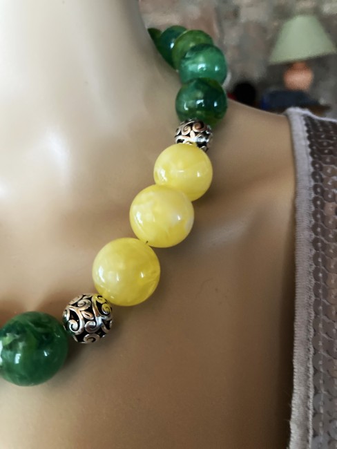 Bijou ambre, collier femme, bijoux gemme, collier ambre, ambre véritable, collier grosse perle en ambre, collier ambre jaune clair et vert