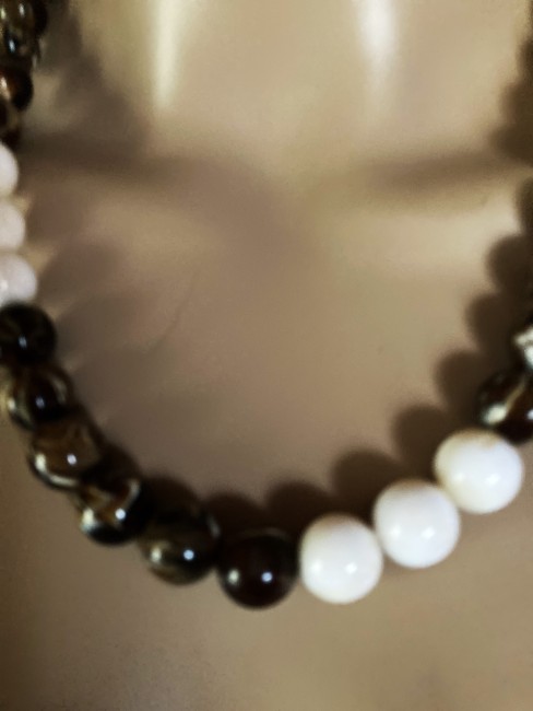 Ambre brun/blanc très marbré et ambre blanc collier long 56 cm perles de 14mm Bijou femme, collier femme bracelet, boucles oreilles, Ambre Bijoux marie c