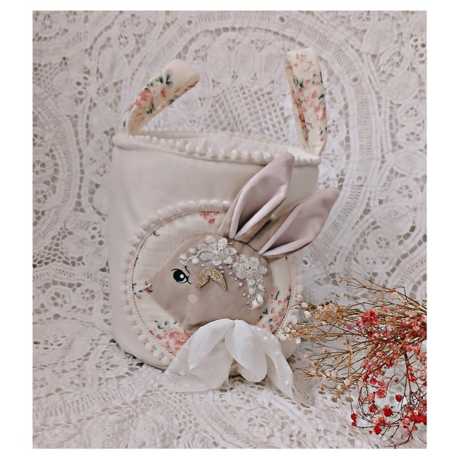 6C54EEDB-20D3-4670-A67B-1B4FEAAA4B6A