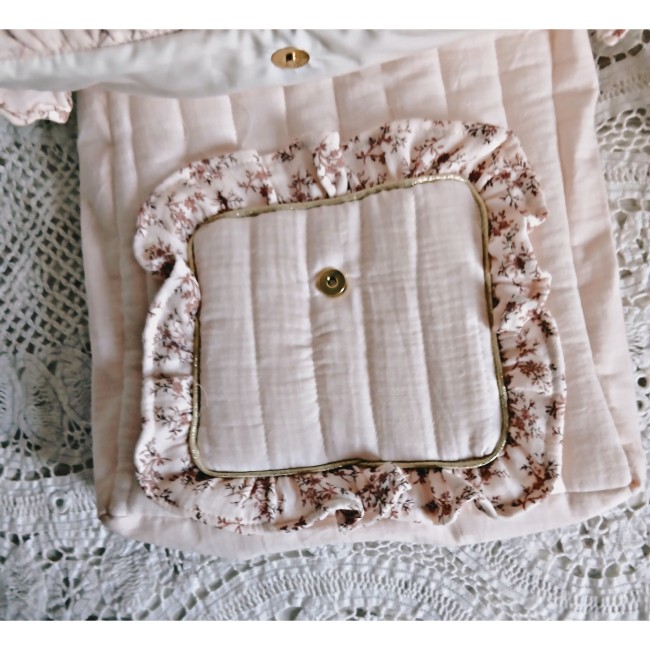 1484EAB9-233C-4C1D-85A4-2174C4A8A6E7