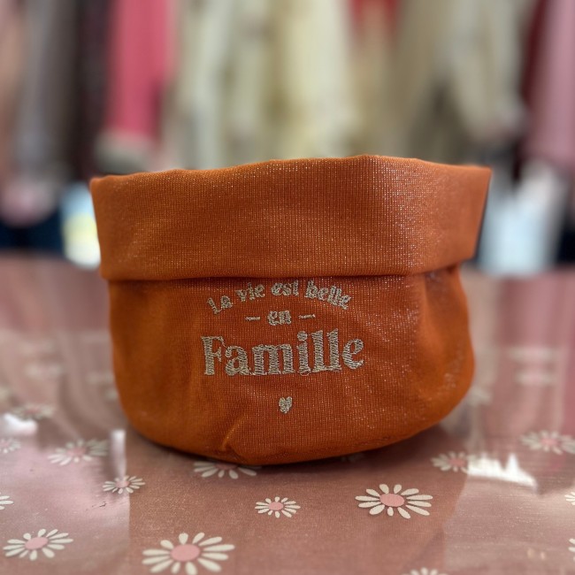 f9fb4570-bf73-4b19-802b-4b044705da77