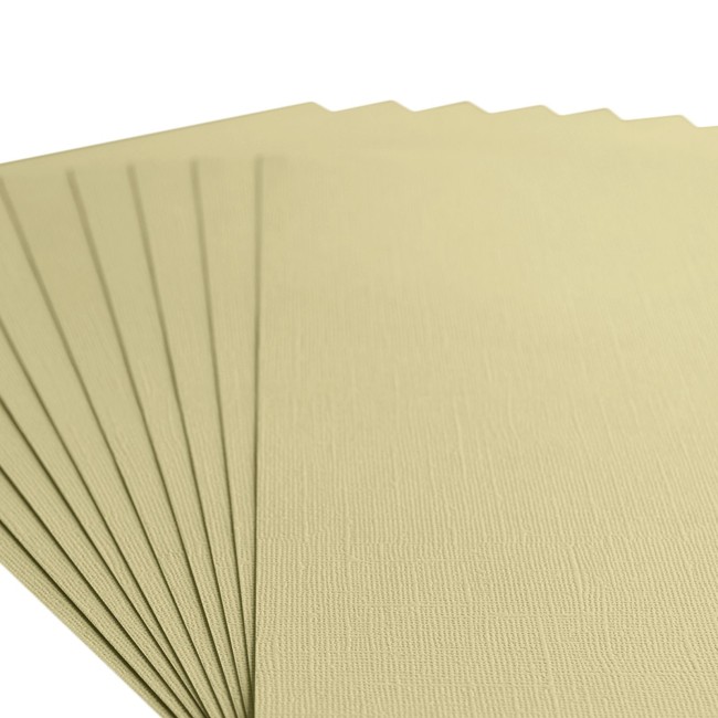 Gros plan sur le grain toilé du cardstock Florence A4 Pudding 080