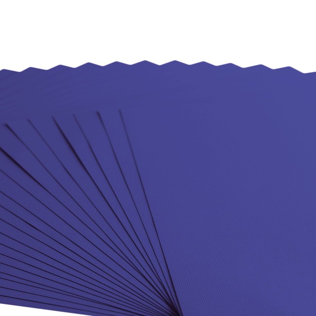 Gros plan sur le grain toilé du cardstock Florence 30x30 Ink 051