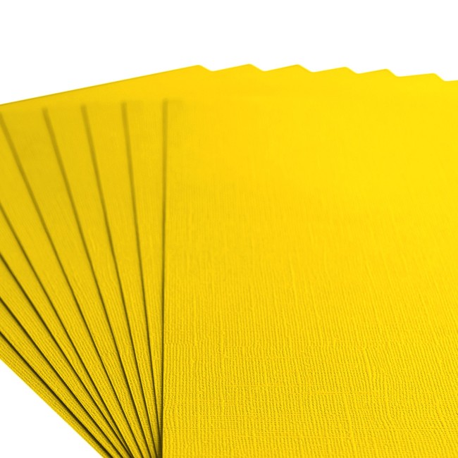 Gros plan sur le grain toilé du cardstock Florence A4 Lemon Yellow 005