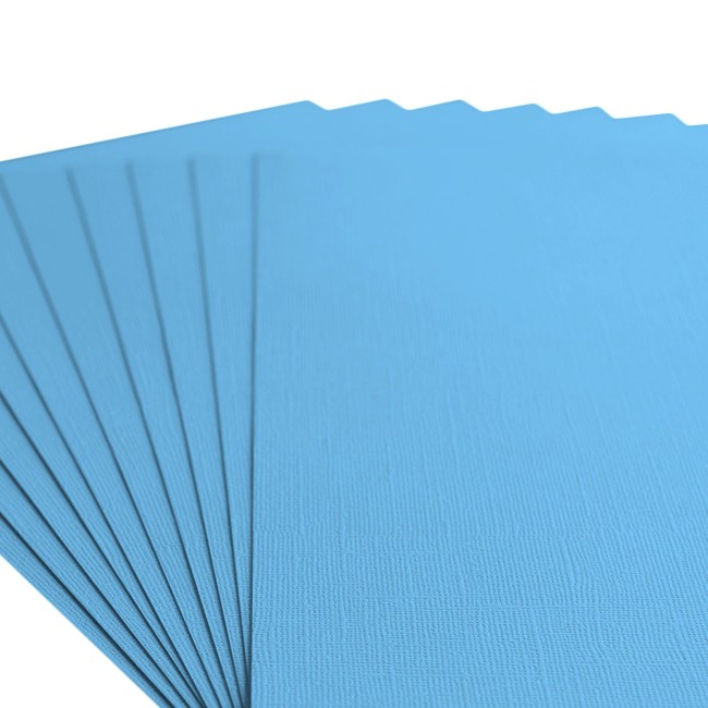 Gros plan sur le grain toilé du cardstock Florence A4 River 048