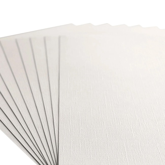 Gros plan sur le grain toilé du cardstock Florence A4 Blanc Cassé 101