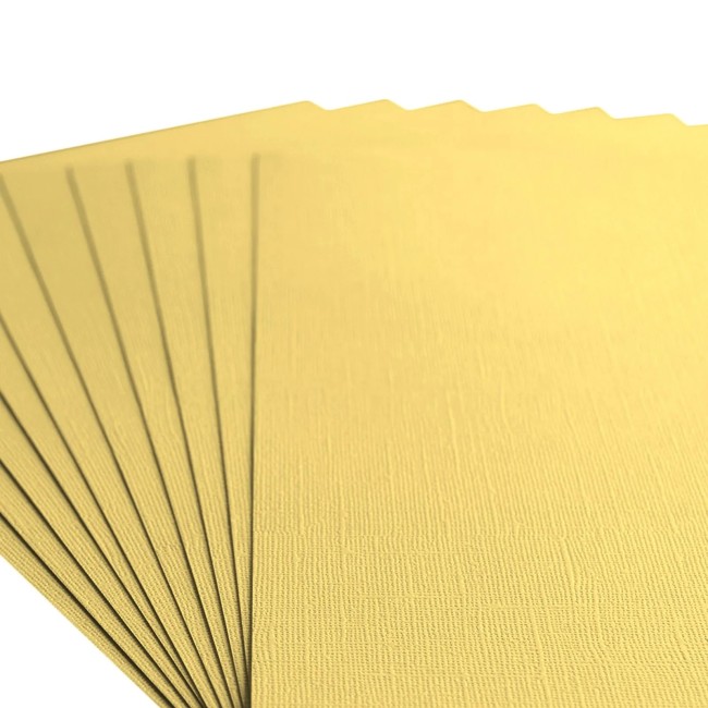 Florence • Cardstock texturé A4 Asparagus 004 — macro du grain Gros plan sur le grain toilé du cardstock Florence A4 Asparagus 004
