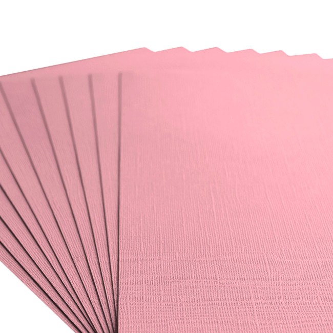 Gros plan sur le grain toilé du cardstock Florence A4 Rose 017