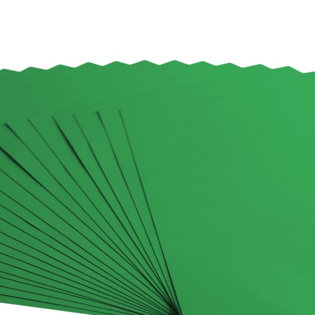 Florence • Cardstock texturé 30x30 Holly 076 — macro du grain Gros plan sur le grain toilé du cardstock Florence 30x30 Holly 076