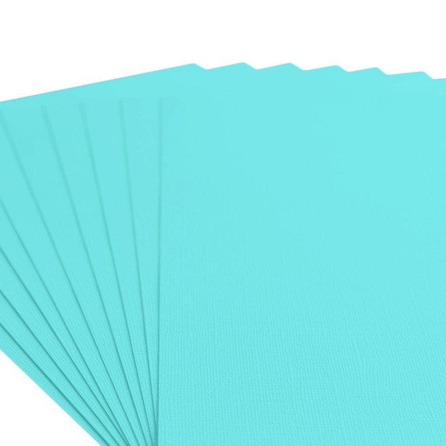 Florence • Cardstock texturé A4 Sky 044 — macro du grain Gros plan sur le grain toilé du cardstock Florence A4 Sky 044