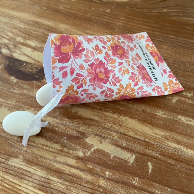 Boîtes à dragées berlingot pour cadeaux de remerciements invités - Mariage tou anniversaire style Botanique Romantique - EPE