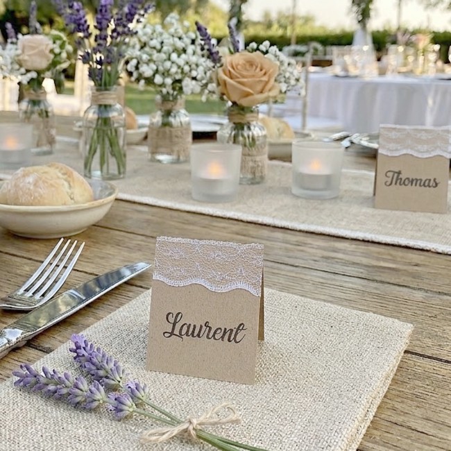 Marque-Place chevalet pour Mariage Style champêtre, bohème - Modèle Kraft et dentelle - EP02