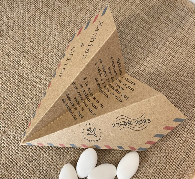Faire-part , Invitation de Mariage Thème voyage, Destination - Invitation Origami avion - Kraft naturel - EPE