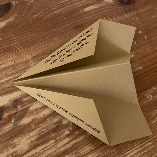 Faire-part , Invitation de Mariage Thème voyage, Destination - Invitation Origami avion - Kraft naturel - EPC