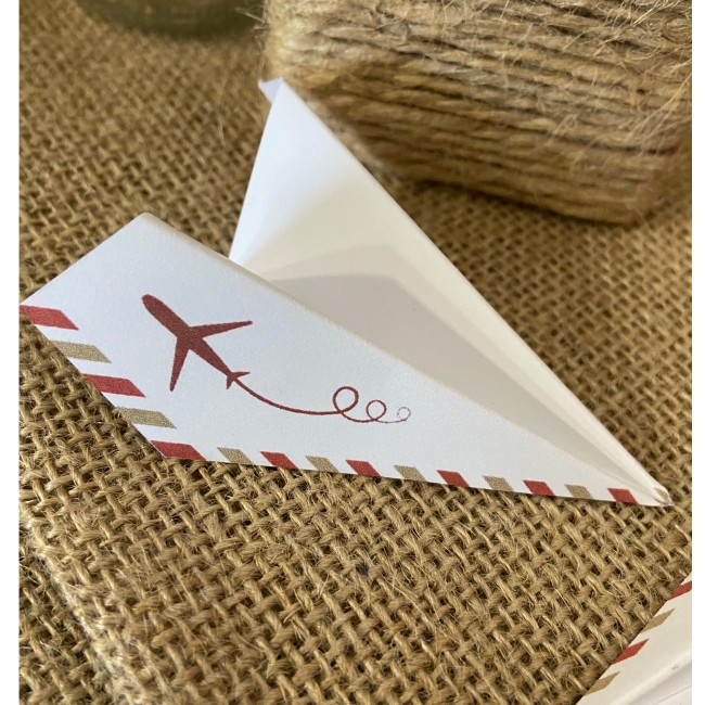 Marque-places avion origami – Thème mariage Voyage Bordeaux & Beige - Motif Rose des vents ou Avion - EP5