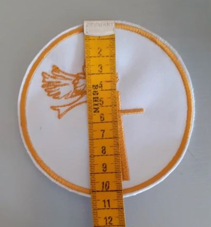 broderie écharpe baptême colombe croix
