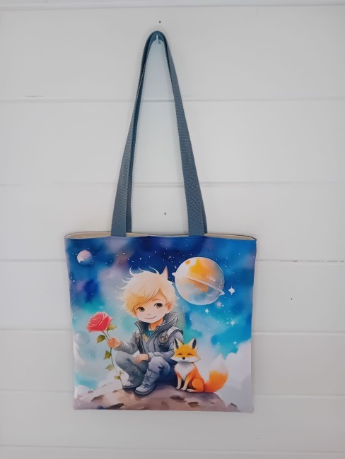 Tote bag Petit voyageur avec petit garçon, renard, étoiles et planètes, création textile dans les Vosges