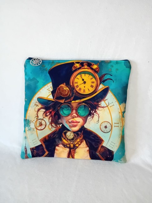 Trousse Steampunk femme aux lunettes et motifs d'horloges